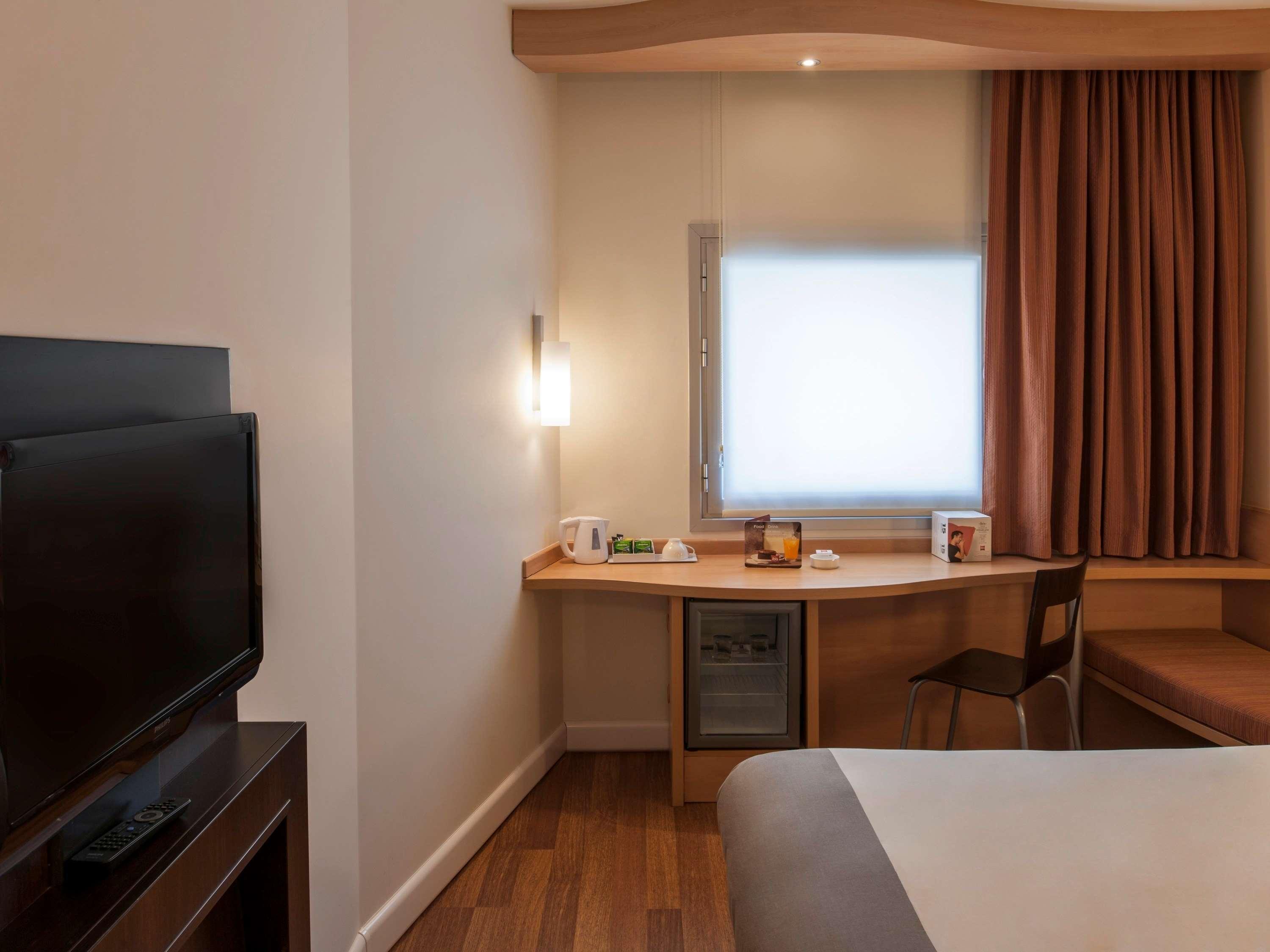 Ibis Izmir Alsancak Hotel Ngoại thất bức ảnh