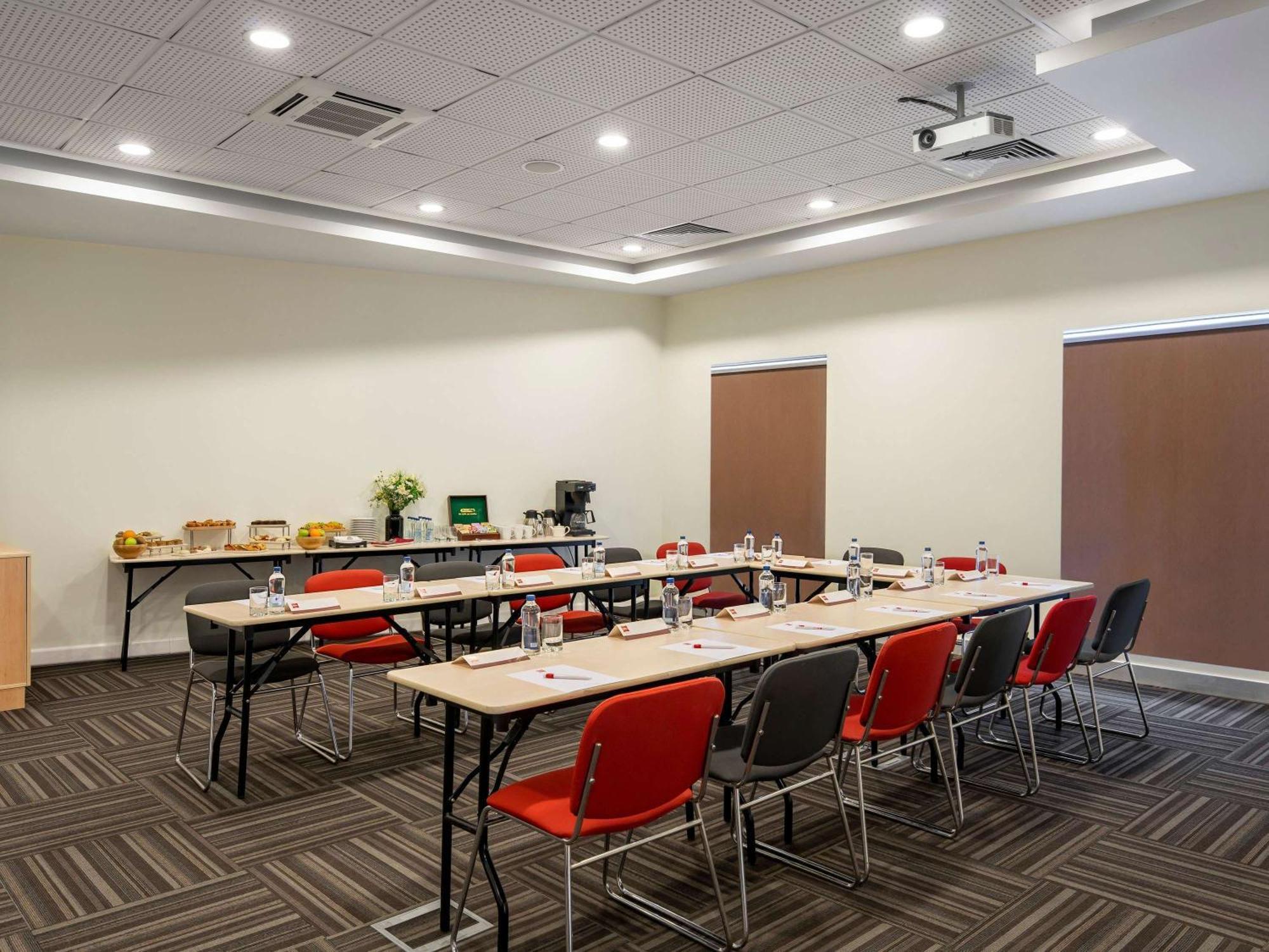 Ibis Izmir Alsancak Hotel Ngoại thất bức ảnh